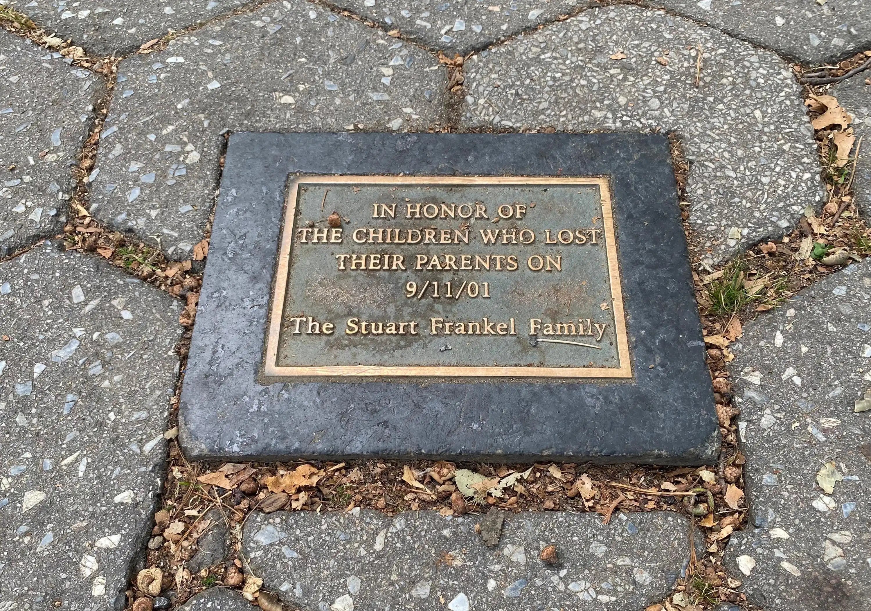 Customized Bronze Memorial Plaque 